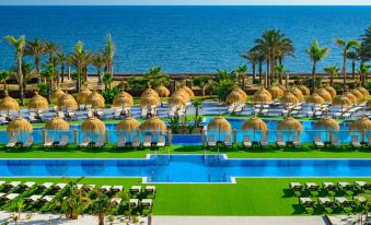 Cabogata Beach Hotel