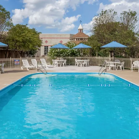 Ramada by Wyndham Hammond Hotel & Conference Center