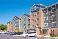 WaterWalk Extended Stay Charlotte - Arrowood فنادق في شارلوت