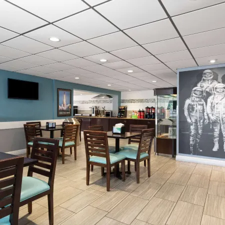 La Quinta Inn by Wyndham Cocoa Beach-Port Canaveral