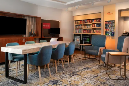 TownePlace Suites Wareham Buzzards Bay Отели в г. Вэрхэм