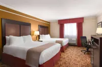 Travelodge by Wyndham Meadow Lake Hotels in Meadow Lake