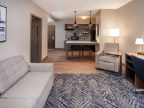 キャンドルウッド スイーツ アランデル ミルズ / BWI エアポート by IHG ハノーバーのホテル