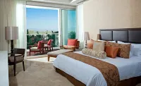 Luxury condo on the beach Hotels in Jarretaderas