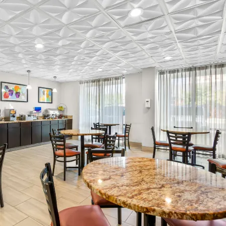 Best Western Knoxville Suites - Downtown
