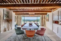 Vue D'exception À Gordes