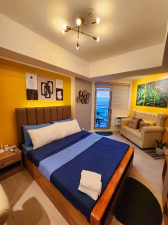 Minimalist Condo in Azure North Отели рядом с достопримечательностью «Don Honorio Ventura Technological State University, Sto. Tomas Campus»