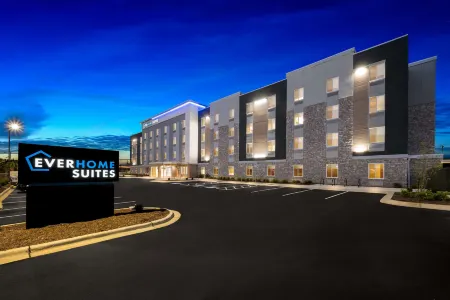 Everhome Suites Fayetteville Near Fort Bragg Отели в г. Спринг Лейк
