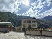 Natures Nest Hotels in der Nähe von helipad ground , padamchen