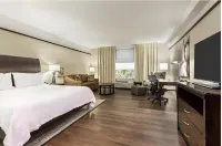 Hilton Garden Inn West Palm Beach Airport Các khách sạn gần Riviera Beach Amtrak Station