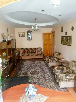 Na Kizhevatova 3-Bedroom Apartment Hotell i Kastryčnicki rajon