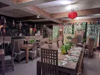 Astuti Gallery Homestay - Breakfast
