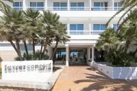 Ferrer Concord Hotel & Spa Hotels near C'an Picafort Market