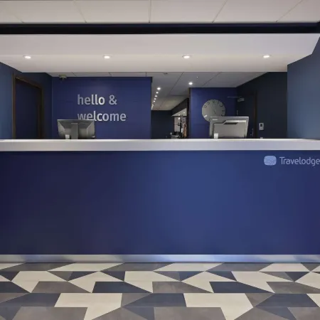 Travelodge Altrincham Central Отели рядом с достопримечательностью «Таттон-парк»