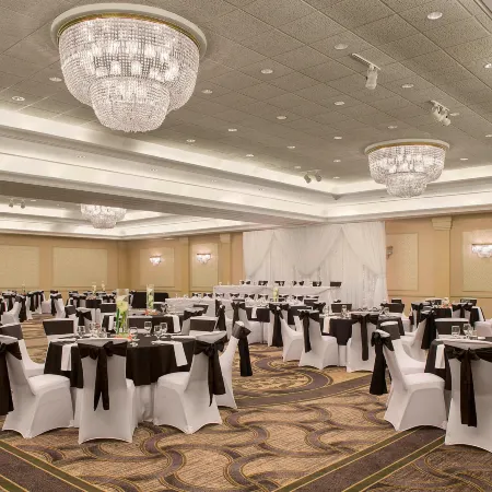 Sheraton Suites Akron Cuyahoga Falls