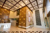 Evolve Premiere Hotels in Hivare Zare