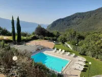 Beautiful 3-room apartment in a residence, pool, balcony, lake view, Lake Garda-Tignale
