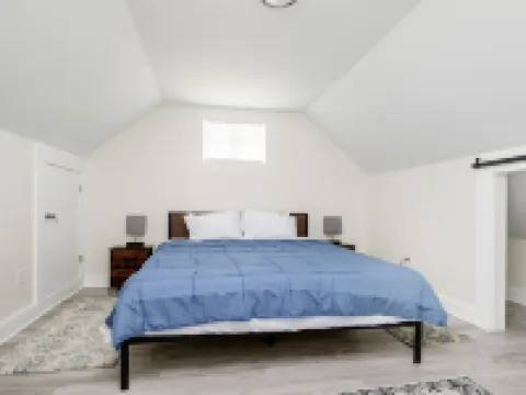 Iconic Speedway Location next to Indy 500 track, amenities, and restaurants 斯皮德韋酒店