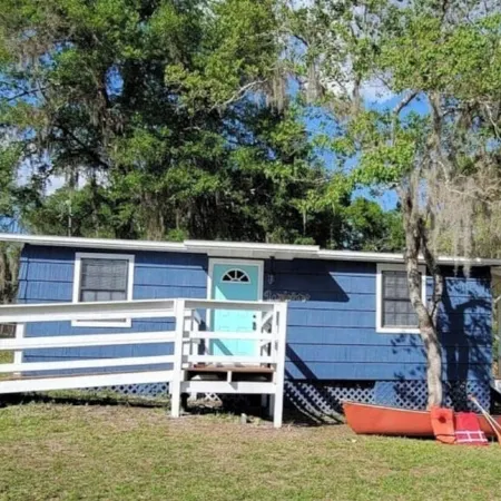 White Sands Lake 2-bedroom Cottage, Sleeps 6, Kayaks/Fishing