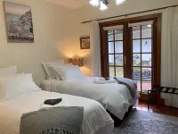 Private Country Retreat Taradale Valley Tumbarumba in Snowy Mtns Foothills Hotels in Tumbarumba