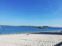 Studio with garden at the doors of the beach and thalasso ROSCOFF Hotel a Roscoff