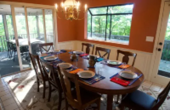 Spectacular panoramic mountain views!  3 king suites, hike, bike, swim, paddle