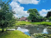 The perfect getaway. Set in stunning gardens overlooking a beautiful lake Hotel a Lewes District