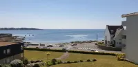 Joli Studio Avec Grand Balcon vue mer