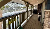 Kirkwood Mountainside Cabin & Cottage, Deck with Views, Walk to Lifts!