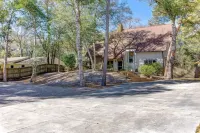 Pool Table, Arcade, Fenced-in Yard, Fire-pit, Private Beach Parking!
