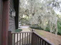 Boundary Street Getaway in Old Town Bluffton! Hotéis em Bluffton