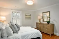 Luxurious Cape Cod in Emerywood - Minutes to Furniture Market & HP University
