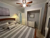 Dog Friendly Beach Cottage within a mile of town and 7 Lake Michigan beaches