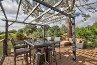 Serene Private Home, Sunset View+Hot Tub+EV Charge