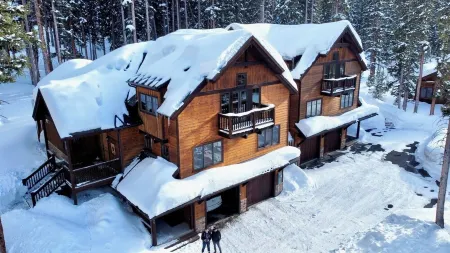 Feel in the mountains, only 8 minutes away from downtown Breckenridge!