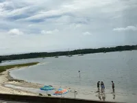 BELLE of the BEACH: 30 feet to gorgeous PRIVATE BEACHFRONT home SLEEPS up to 13