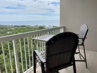 Suite Retreat Summit Tops'l Resort