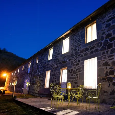 Gite de Rochebrune, Évasion et Déconnexion au Cœur des Monts du Cantal