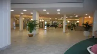 Harbor Towers & Yacht Club racket and