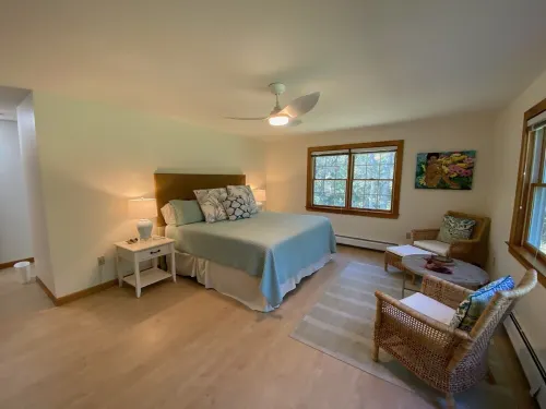 Hideaway At Meadow View Farm/Private Tennis Courts with Spacious Bedrooms