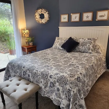 Cozy beach condo with ocean access. Easy drive to Santa Cruz or Monterey.