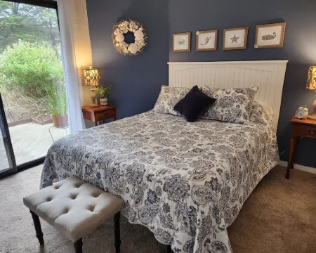 Cozy beach condo with ocean access. Easy drive to Santa Cruz or Monterey. Hotels in Watsonville