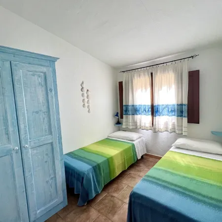 Villa "The lapwing onesemi-detached portion of the sea)
