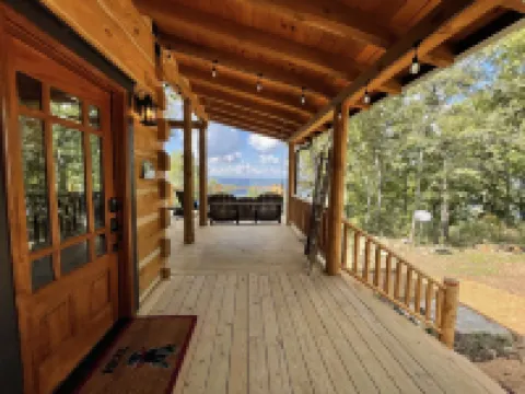 NEW Owl and Moon Romantic Cabin Majestic Views for Miles Fireplace and Hottub