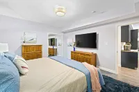 Fam-Friendly Mountain Chalet: Hot Tub, Sauna, Gameroom, Adventure Bunkbeds