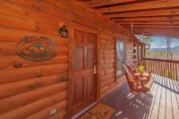 Winter Sale! Less Than 1 Mile to Parkway! Hot Tub!  Views!