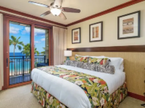 Updated 2025 - 2 Bedroom Oceanfront Villa w/Amazing Views and Luxury Amenities!! カポレイのホテル