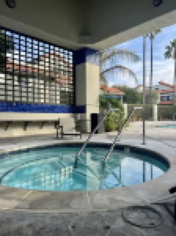 Paradise at Mandalay Beach Resort living