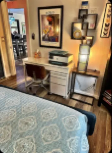 Unique Clean Private Pet Friendly House Close to Beaches and Wilton Manors Hotels in Oakland Park