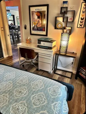Unique Clean Private Pet Friendly House Close to Beaches and Wilton Manors